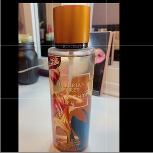 Victoria’s Secret Midnight Fleur